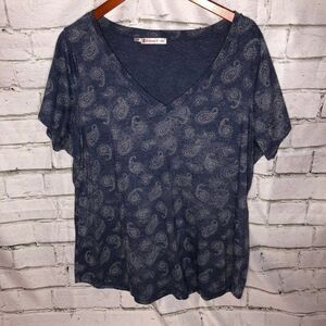 Curious Gypsy Short Sleeved V-Neck Tee Shirt | Blue | Women's 2XL